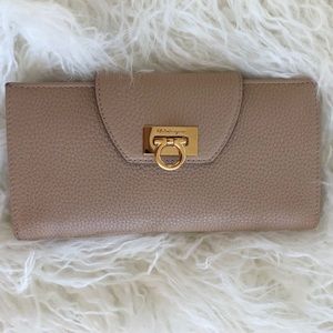 FINAL PRICE: Ferragamo Woman’s Wallet